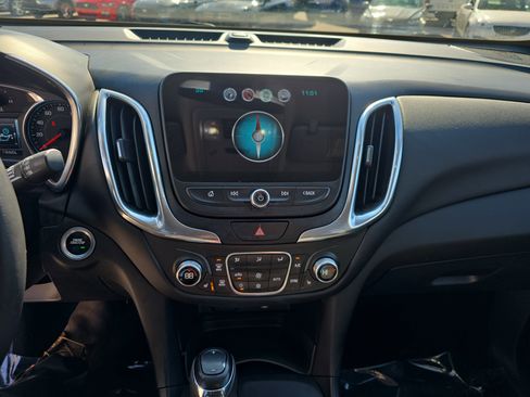 Used 2018 Chevrolet Equinox LT w/ Sun & Infotainment Package image 25