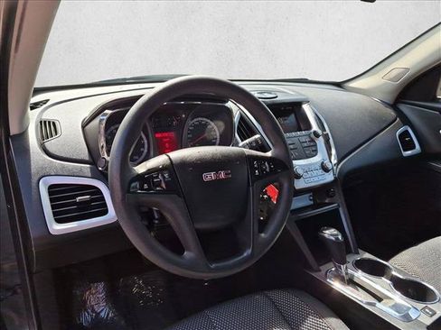 Used 2017 GMC Terrain SLE FWD image 9
