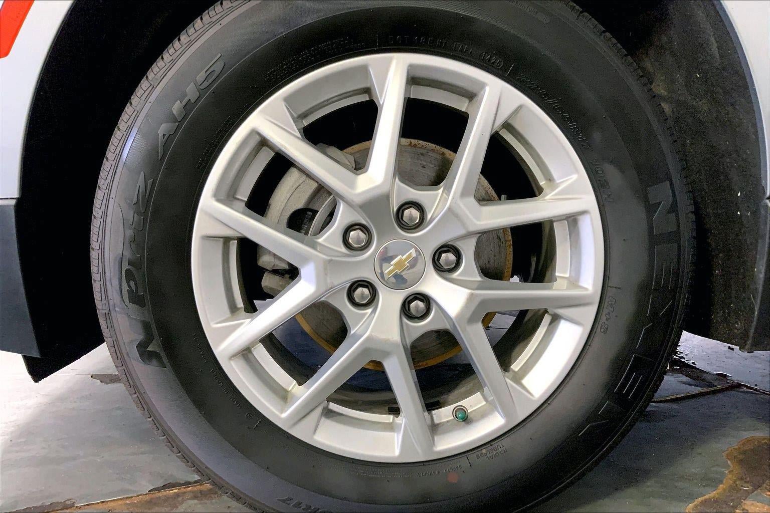 Used 2024 Chevrolet Equinox LT AWD/4WD image 8