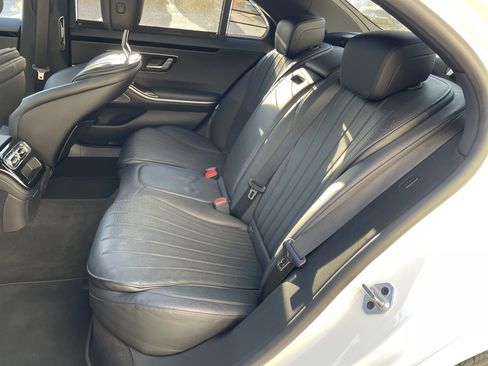 Certified 2022 Mercedes-Benz S 500 4MATIC image 38