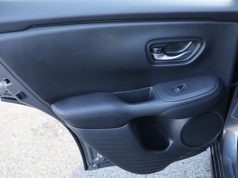 Certified 2025 Honda HR-V LX image 23