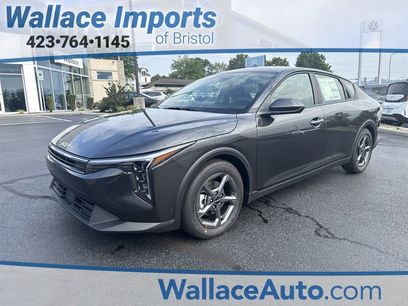 New 2025 Kia K4 LXS