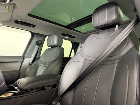 Used 2024 Land Rover Range Rover Sport SE AWD/4WD image 6