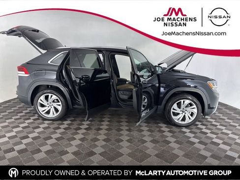 Used 2021 Volkswagen Atlas Cross Sport SEL AWD/4WD image 13