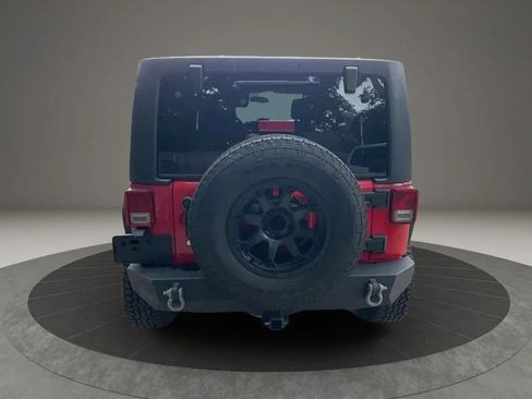 Used 2013 Jeep Wrangler Unlimited Sport AWD/4WD image 3