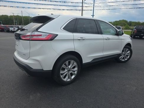 Used 2023 Ford Edge Titanium AWD/4WD image 5