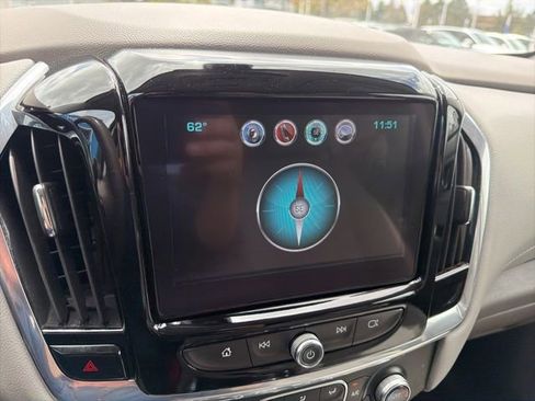 Used 2018 Chevrolet Traverse LT w/ LPO, 'HIT The Road' Package AWD/4WD image 24