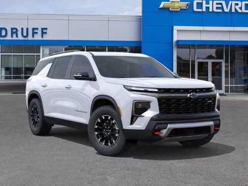 New 2026 Chevrolet Traverse Z71 image 7