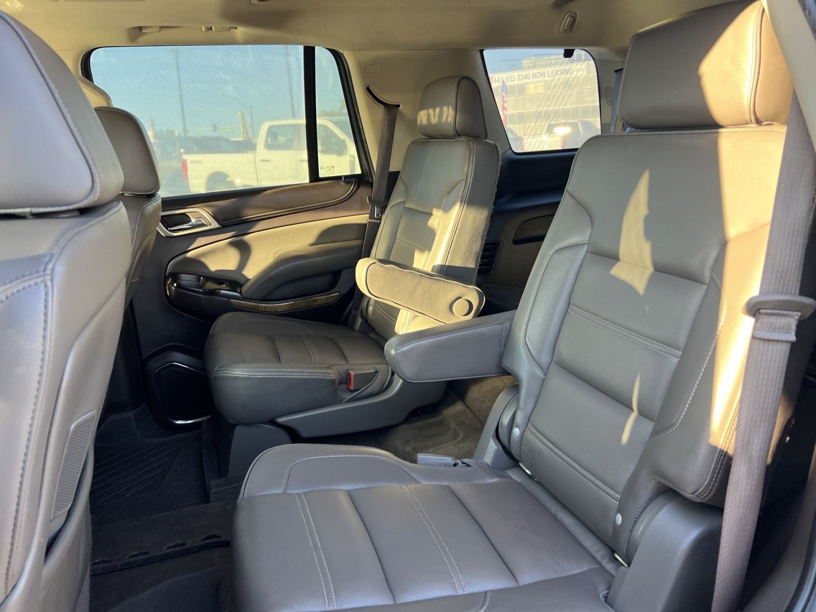 Used 2016 GMC Yukon Denali w/ Open Road Package AWD/4WD image 25