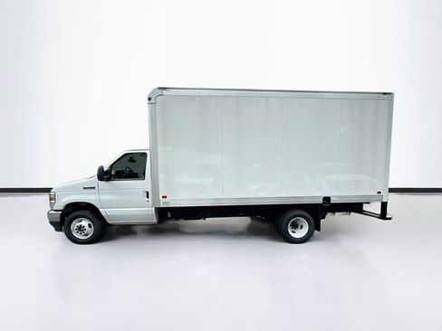 New 2026 Ford E-450 and Econoline 450 Super Duty w/ Power Equipment Group image 3