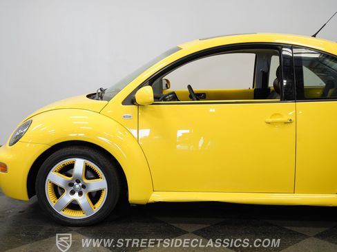 Used 2002 Volkswagen Beetle GLS FWD image 24