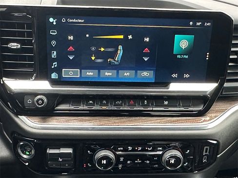 Used 2022 Chevrolet Silverado 1500 LT w/ Max Trailering Package image 16