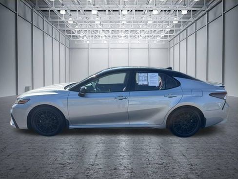 Used 2022 Toyota Camry XSE FWD image 2