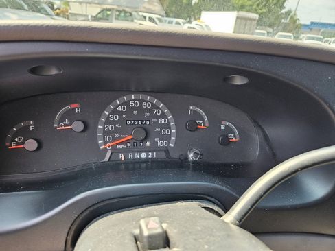 Used 1998 Ford E-250 and Econoline 250 E-250 image 11