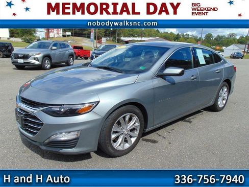 Used 2023 Chevrolet Malibu LT image 1