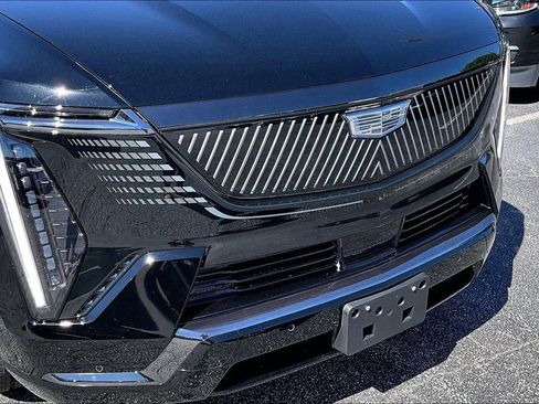 Certified 2025 Cadillac Escalade IQ Sport 2 w/ LPO, ONYX Package AWD/4WD image 33