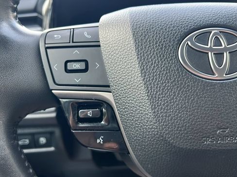 Used 2025 Toyota Camry LE w/ Convenience Package FWD image 19