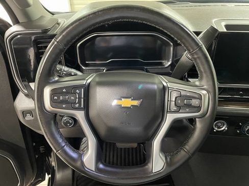 Used 2024 Chevrolet Silverado 1500 LT AWD/4WD image 14