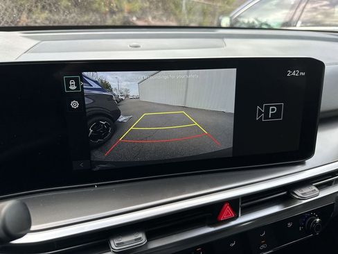 New 2026 Kia Sorento LX FWD image 17
