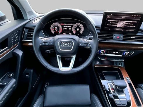 Used 2023 Audi Q5 2.0T Premium Plus AWD/4WD image 6