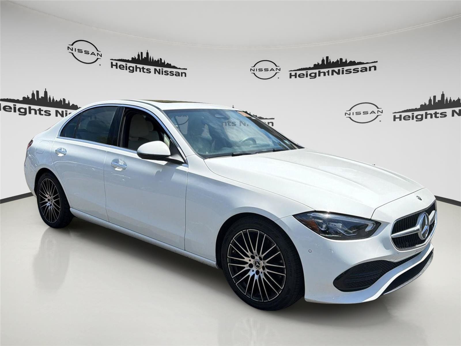 Used 2025 Mercedes-Benz C 300 4MATIC Sedan image 6