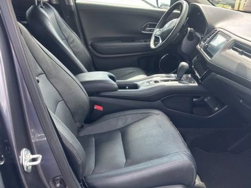 Used 2021 Honda HR-V EX-L image 7