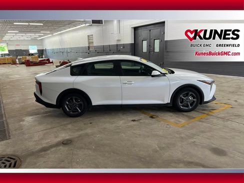 Used 2025 Kia K4 FWD image 4