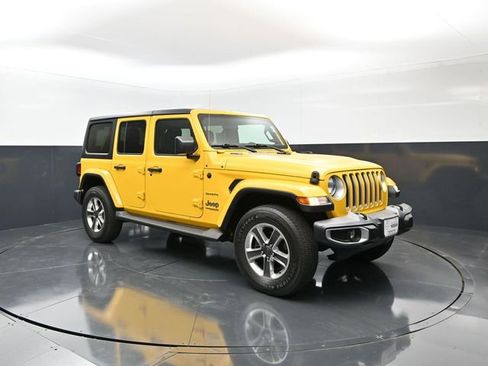 Used 2021 Jeep Wrangler Unlimited Sahara AWD/4WD image 1
