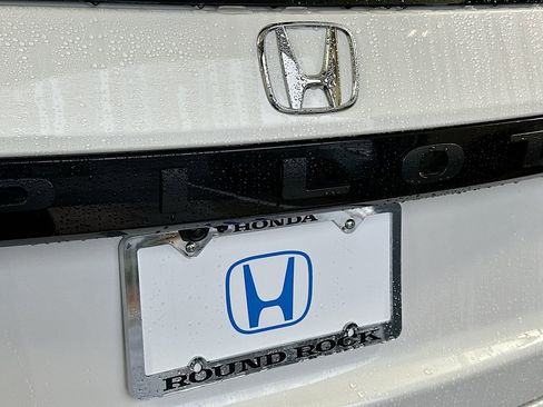 New 2025 Honda Pilot EX-L image 21