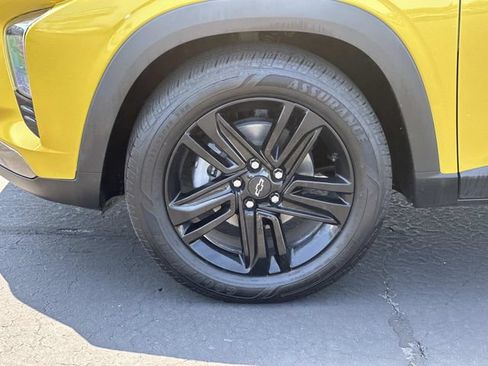 Certified 2024 Chevrolet Trax ACTIV w/ Sunroof Package FWD image 31
