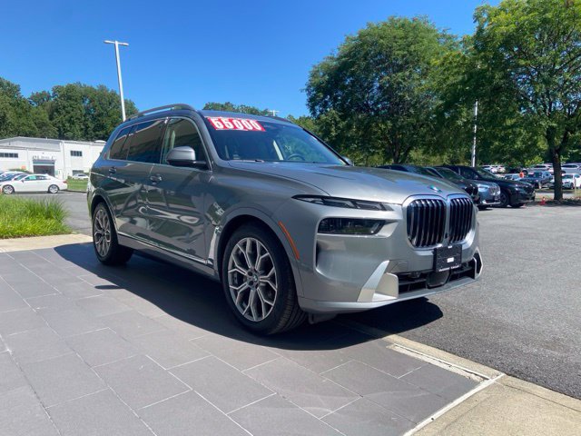 Used 2024 BMW X7 xDrive40i w/ Premium Package AWD/4WD image 5