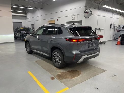 New 2026 Volkswagen Tiguan S image 2