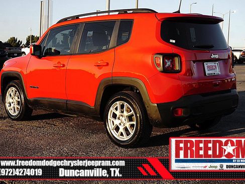 Used 2020 Jeep Renegade Latitude image 3