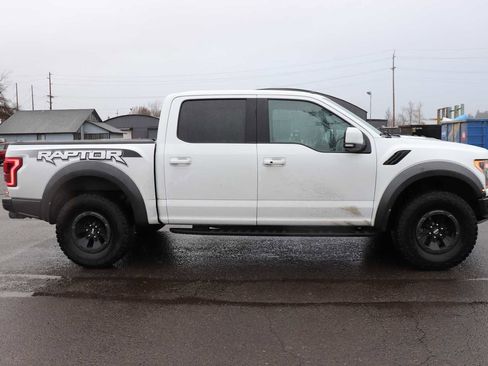 Used 2018 Ford F150 Raptor w/ Equipment Group 802A Luxury image 4