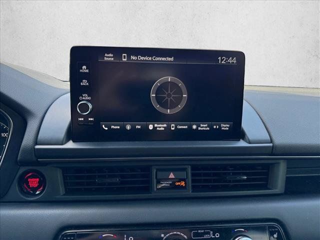 Used 2024 Honda Pilot TrailSport image 13