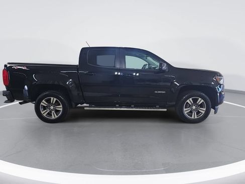 Used 2018 Chevrolet Colorado W/T w/ Custom Special Edition AWD/4WD image 2