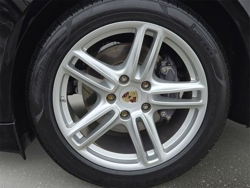 Used 2011 Porsche Panamera 4 image 37