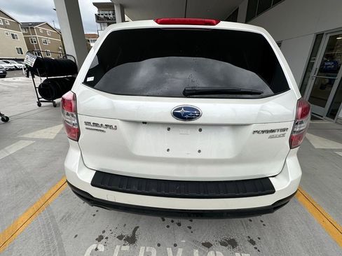 Used 2015 Subaru Forester 2.5i Premium w/ All-Weather Package image 6
