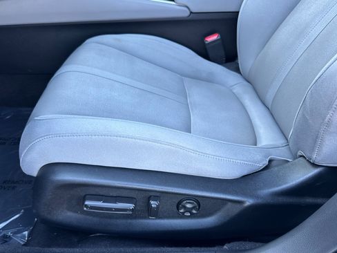 Used 2018 Honda Accord EX image 15