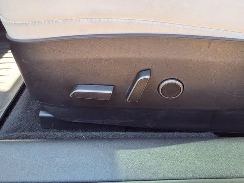 Used 2022 Tesla Model 3 Standard Range RWD image 17