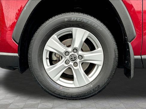 Used 2021 Toyota RAV4 XLE w/ Protection Package (TMS) AWD/4WD image 34