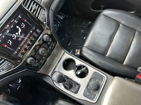 Used 2021 Jeep Grand Cherokee Limited w/ Premium Lighting Group image 35