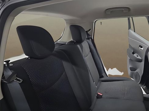 Used 2016 Nissan Leaf S w/ Charger Package image 18