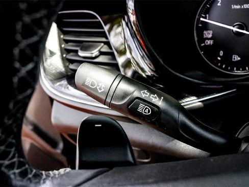 Used 2023 Buick Envision Essence image 19