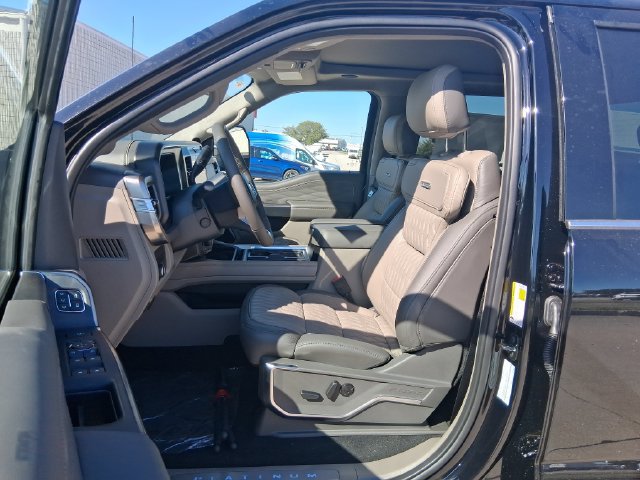 New 2027 Ford F250 Platinum w/ Platinum Plus Package AWD/4WD image 16
