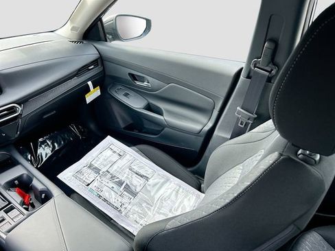 New 2026 Nissan Sentra SV w/ SV Convenience Package FWD image 5