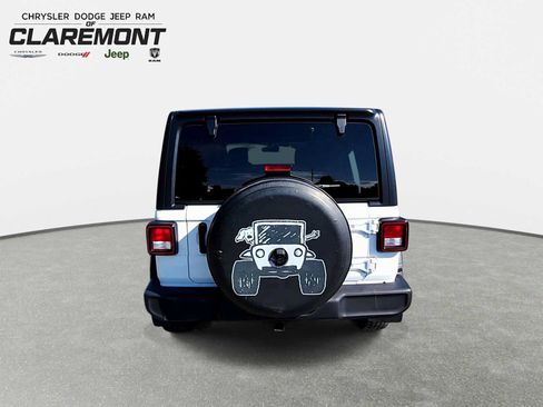 Used 2022 Jeep Wrangler Unlimited Sport AWD/4WD image 7