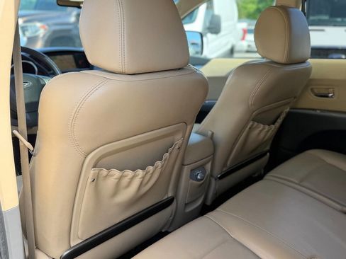 Used 2008 Subaru Tribeca Limited image 75