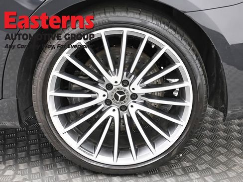 Used 2023 Mercedes-Benz S 500 4MATIC image 37