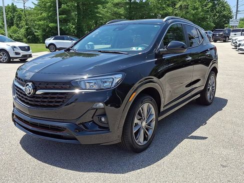 Used 2023 Buick Encore GX Select w/ Sport Touring Package AWD/4WD image 4